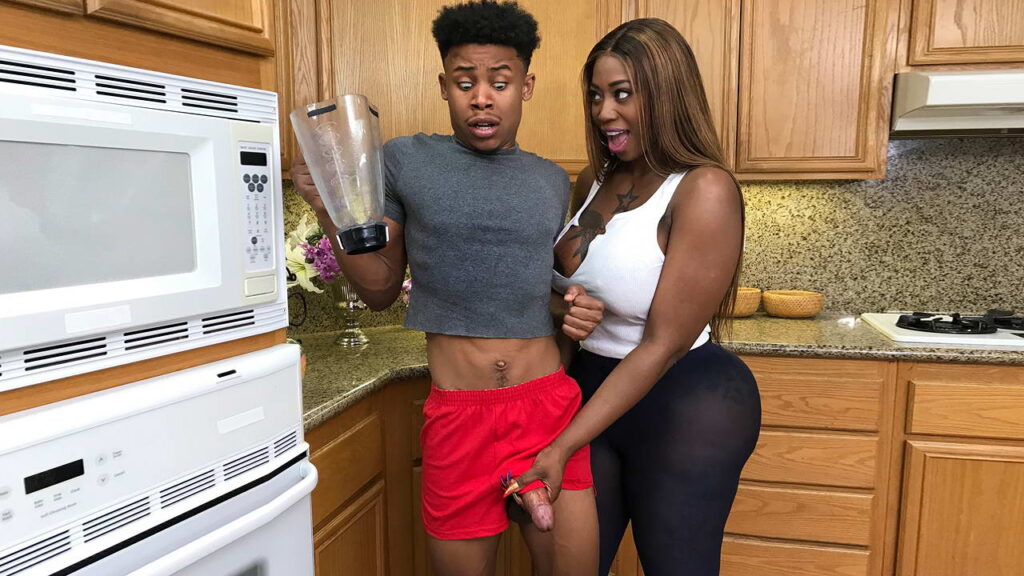 Booty tattooed ebony with 56 inch ass loves exercising with black studs