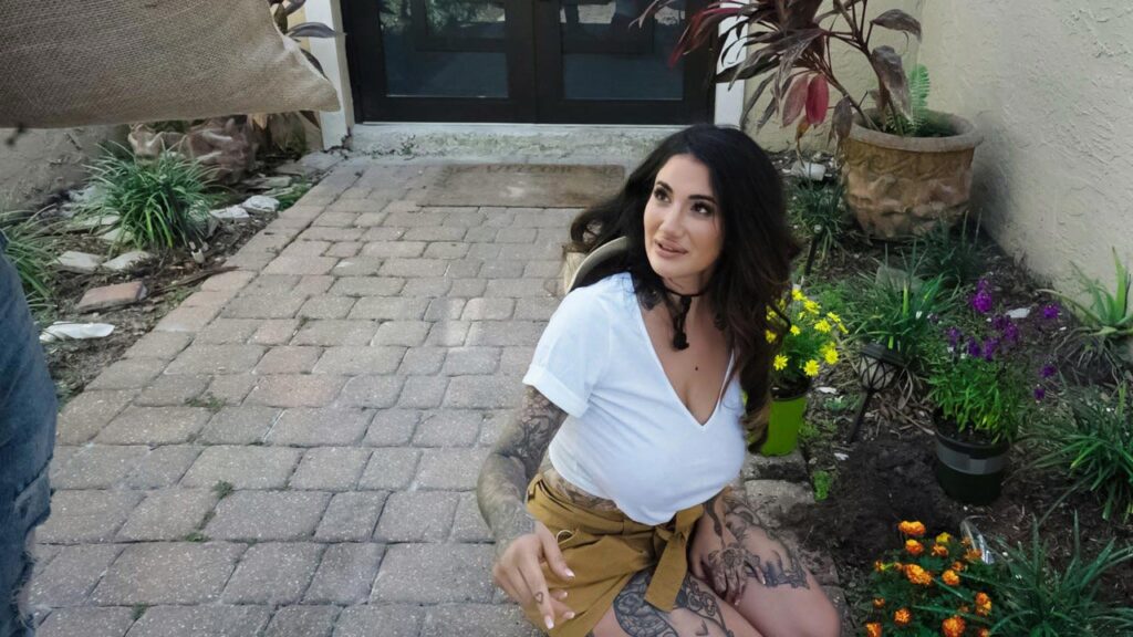 Arabelle Raphael in Hunting The Horny Gardener