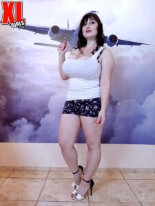 At home with curvy babe Ivanna Lace - #14
