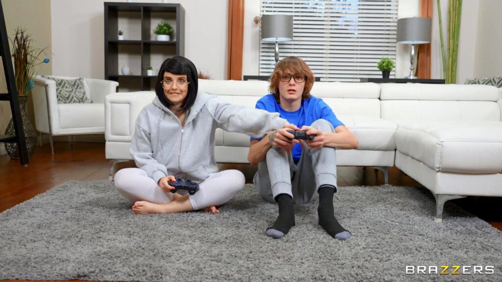 Jessie Lee & Codi Vore in The Geek, The Goth & The Tomboy